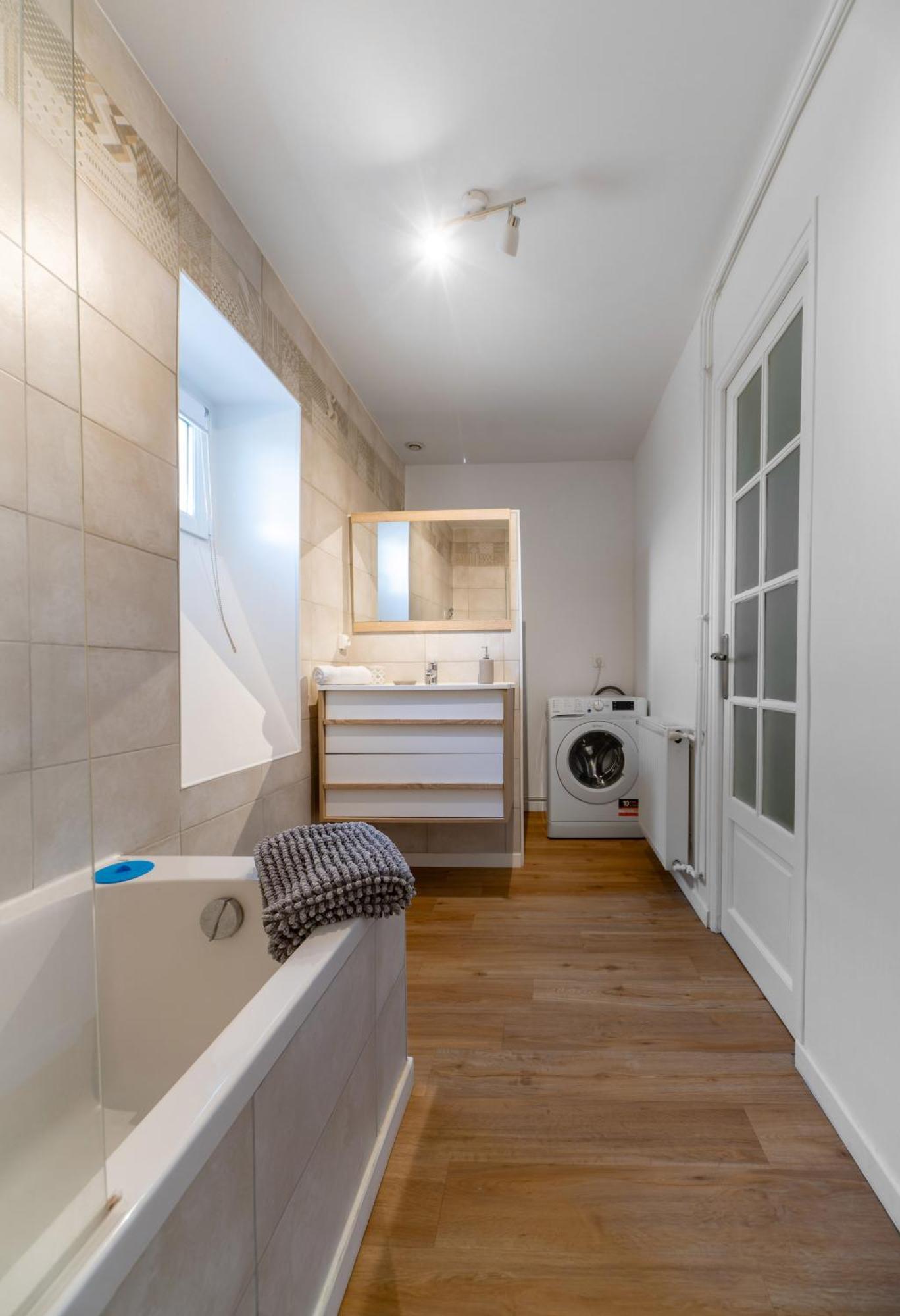 Le Celestin - Appartement 2 Chambres Avec Jardin En Centre Ville Vichy Exterior foto